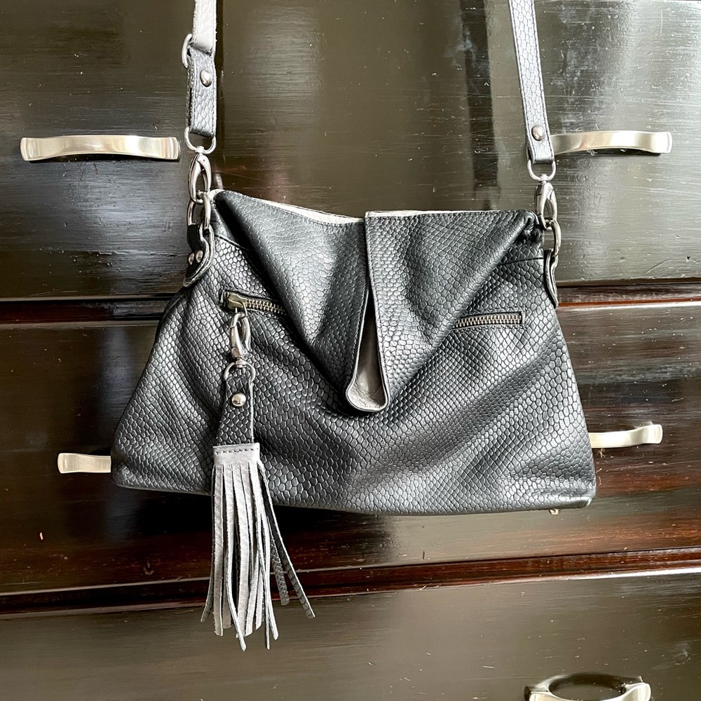 Ana Faye Irish Hand Made Leather • Snake Print • Black Purse